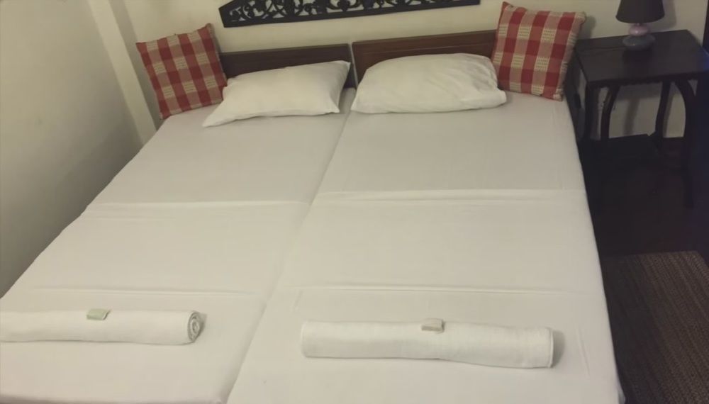 Blue Seas Guest House Dehiwala-Mount Lavinia Екстериор снимка