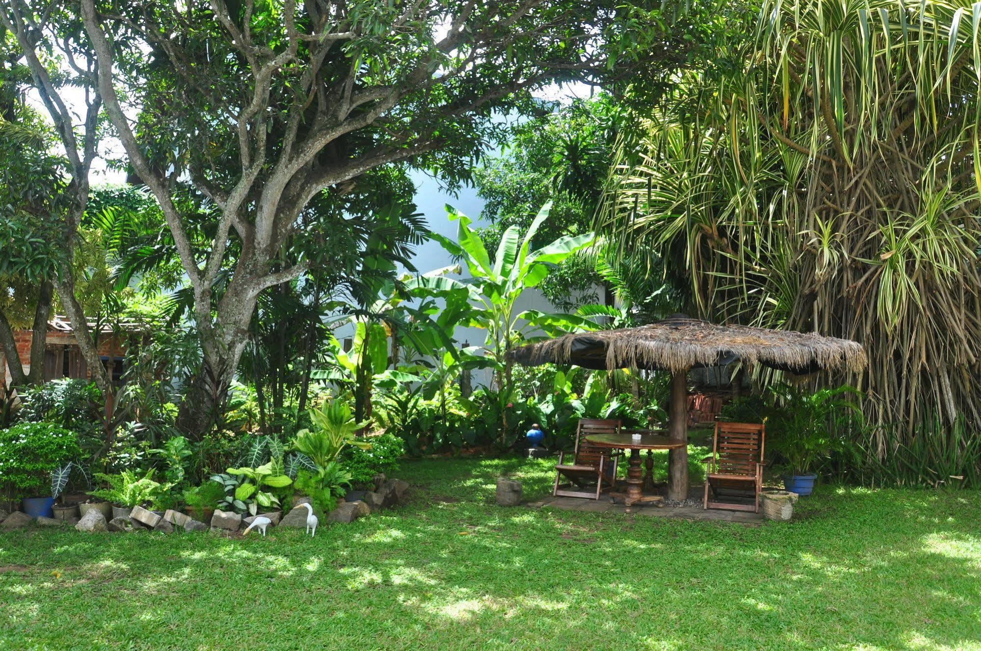 Blue Seas Guest House Dehiwala-Mount Lavinia Екстериор снимка
